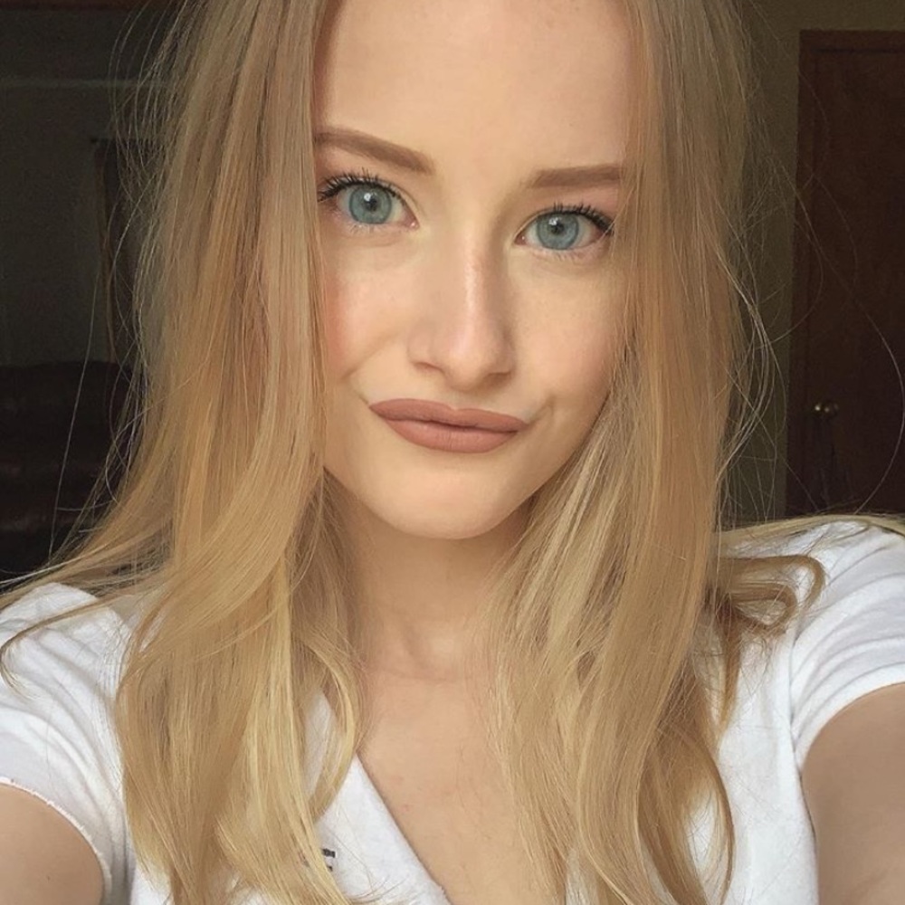 Meet your Posher, Reagan